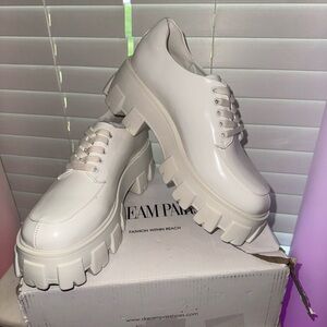 Dream Pairs White Platform Oxford Shoes